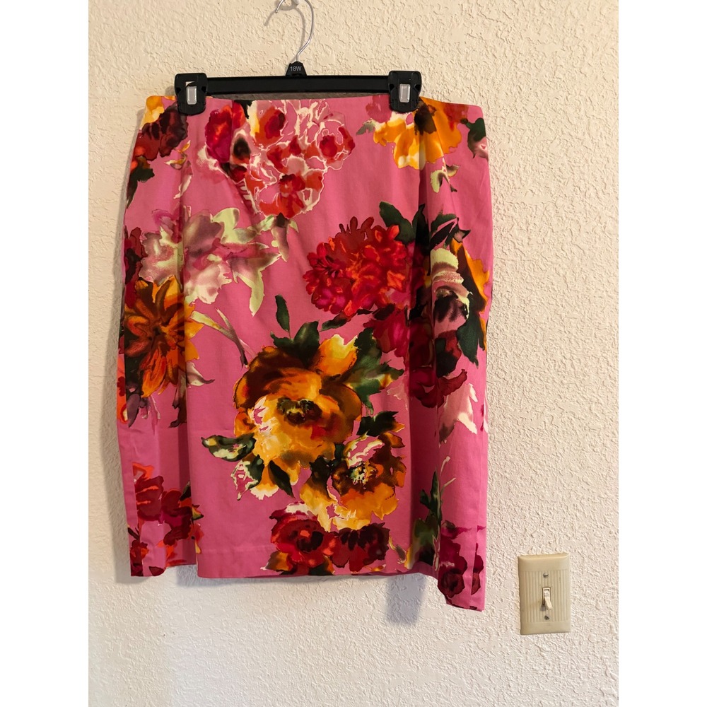 Talbots Pink Floral Pencil‎ Skirt Plus Size 14W Cotton Spandex Knee Length Vent